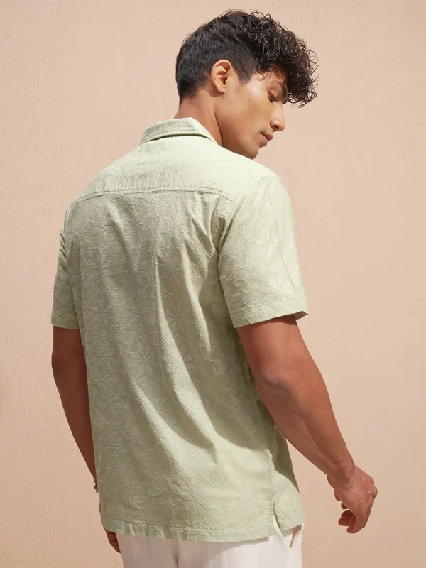 Highlander Men Green Self Design Relaxed Fit Casual Shirt