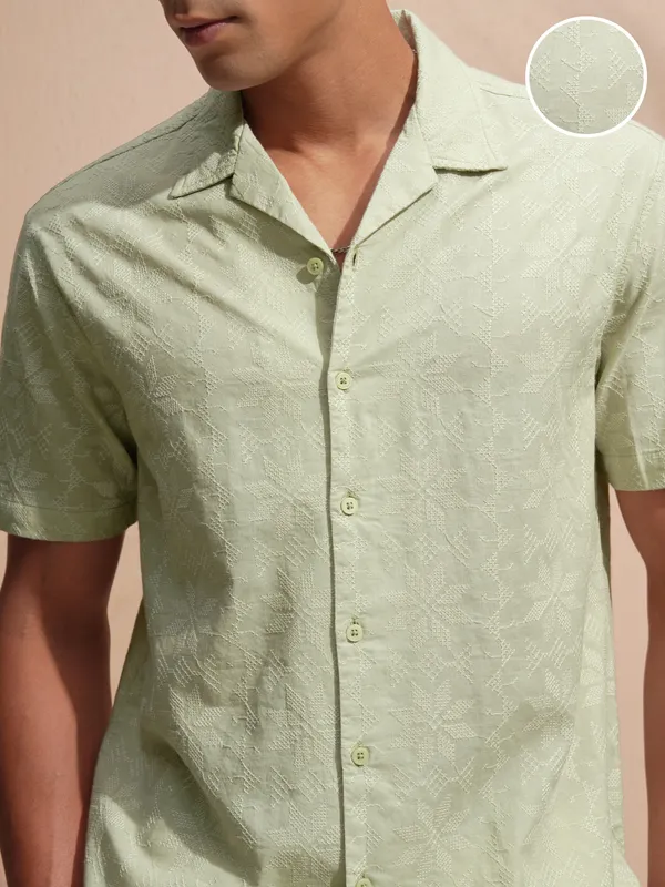 Highlander Men Green Self Design Relaxed Fit Casual Shirt