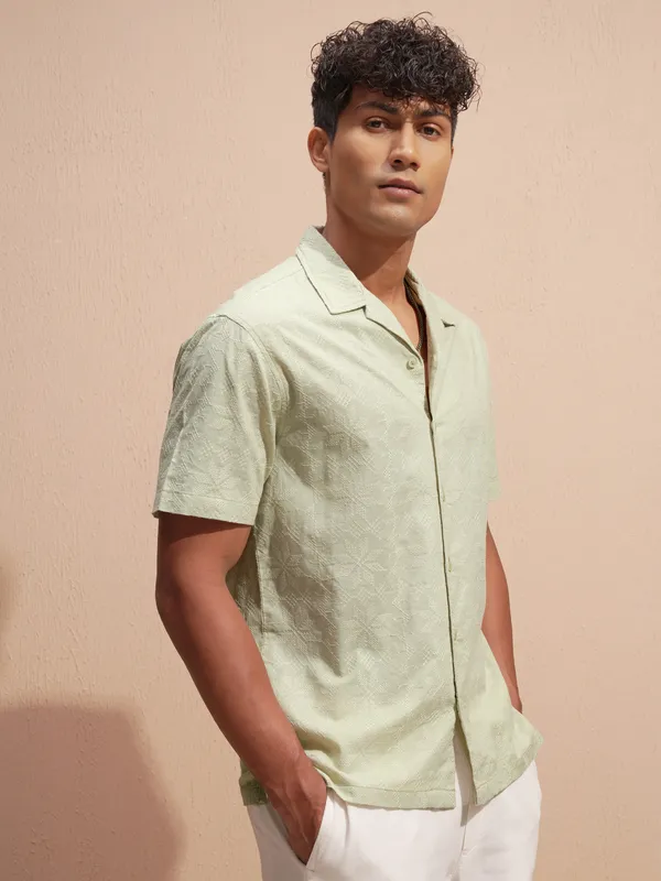 Highlander Men Green Self Design Relaxed Fit Casual Shirt