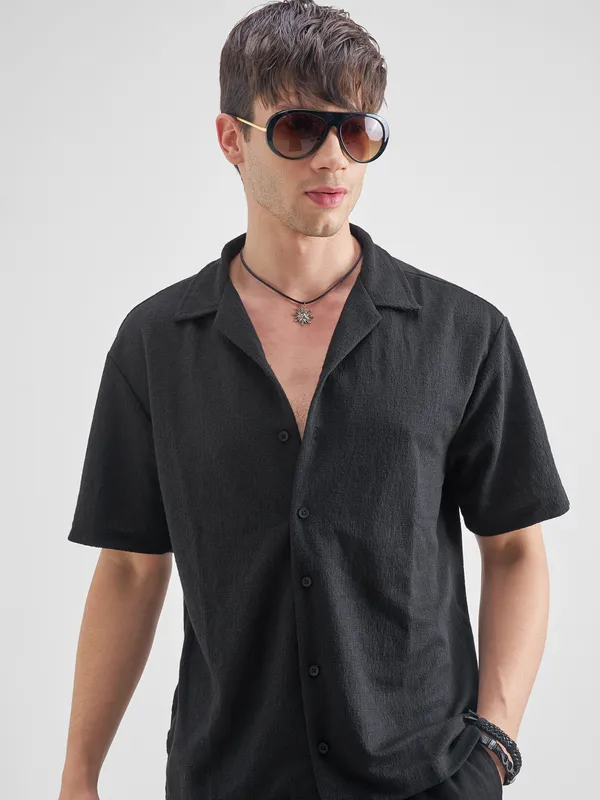 Highlander Men Black Self Design Relaxed Fit Casual Shirt
