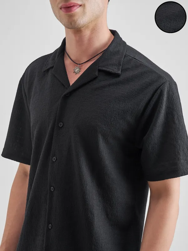 Highlander Men Black Self Design Relaxed Fit Casual Shirt