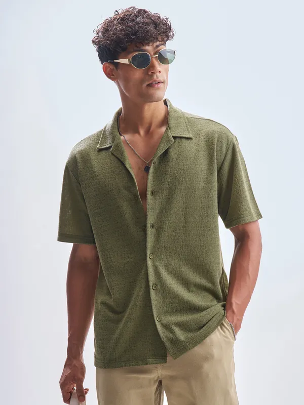 Men Relaxed Fit Casual Shirt