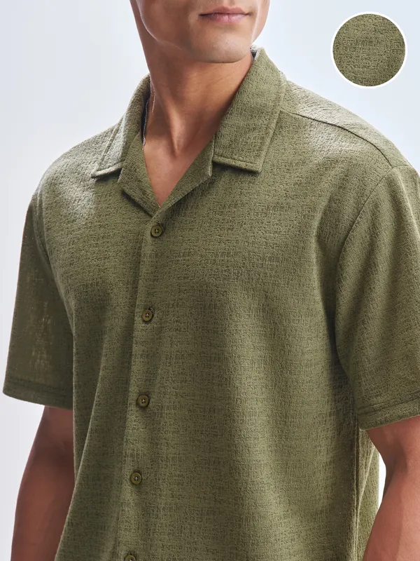 Men Relaxed Fit Casual Shirt