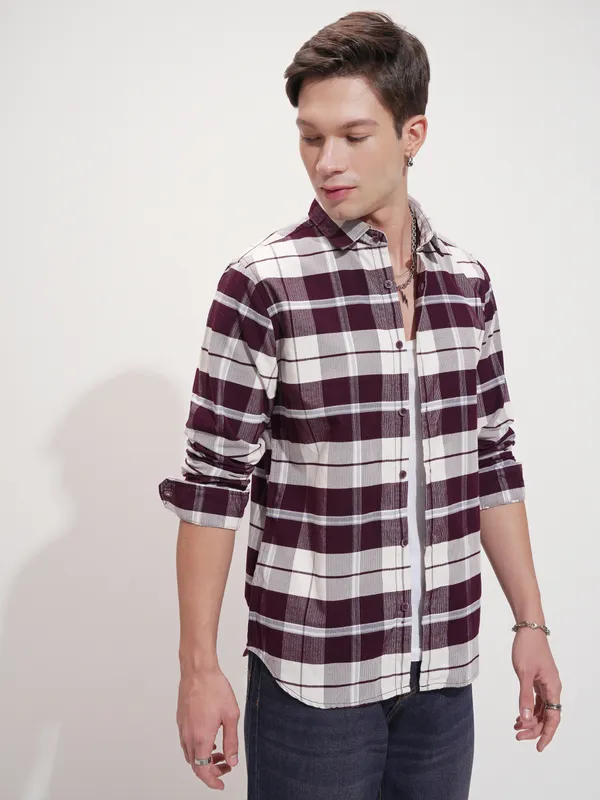 Highlander Men Maroon Checked Slim Fit Casual Shirt
