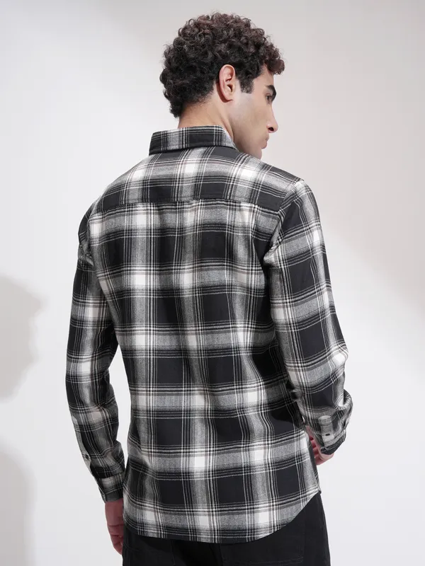 Highlander Men Black Checked Slim Fit Casual Shirt