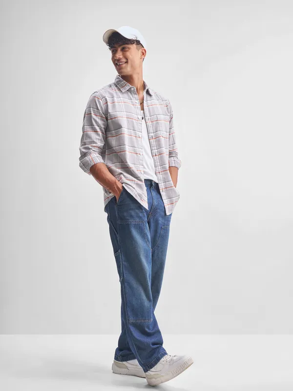 Highlander Men Grey Checked Slim Fit Casual Shirt