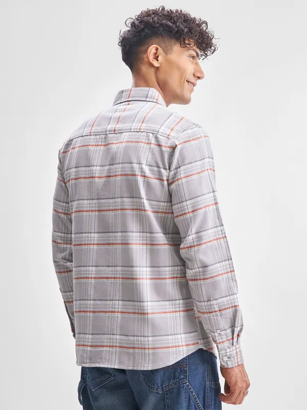 Highlander Men Grey Checked Slim Fit Casual Shirt