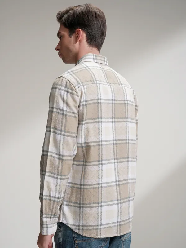 Highlander Men Beige Checked Slim Fit Casual Shirt