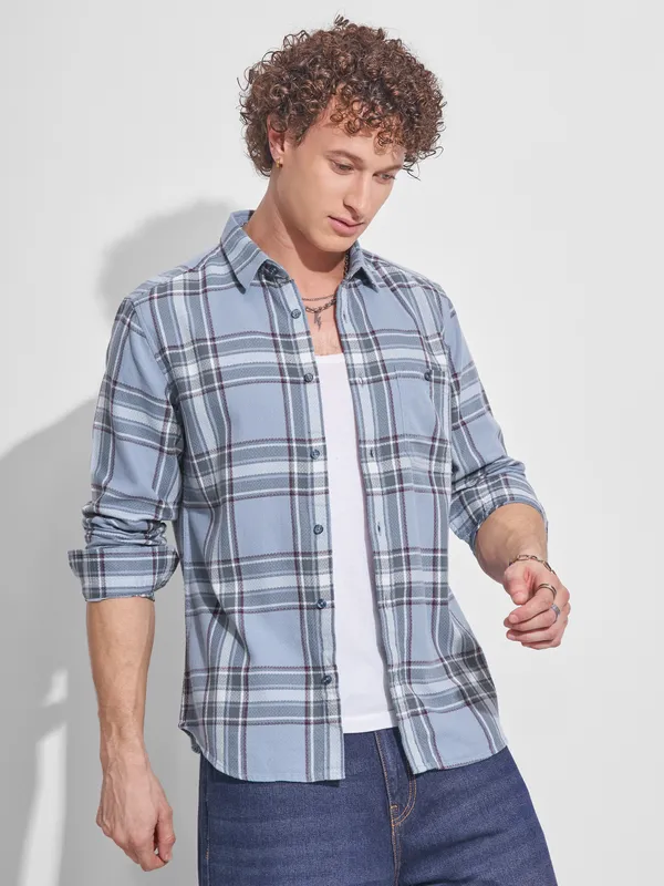 Highlander Men Blue Checked Slim Fit Casual Shirt