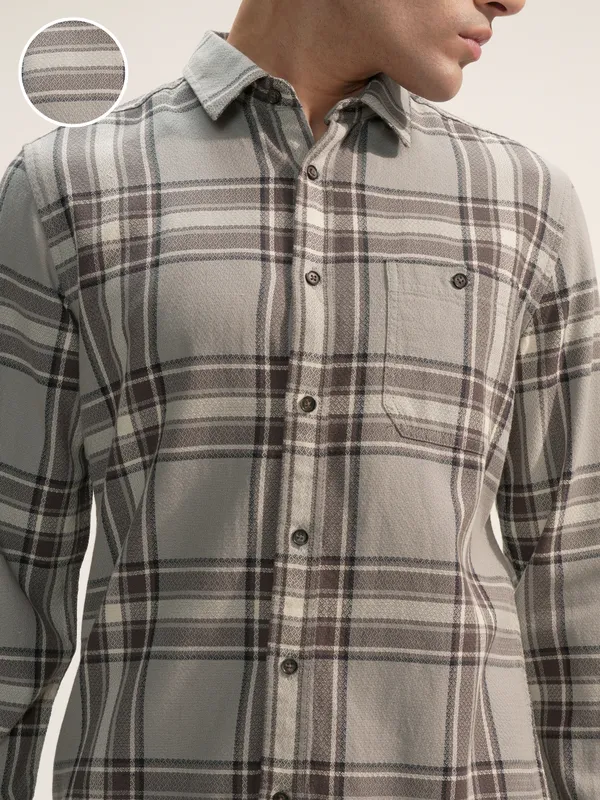 Men Slim Fit Casual Shirt