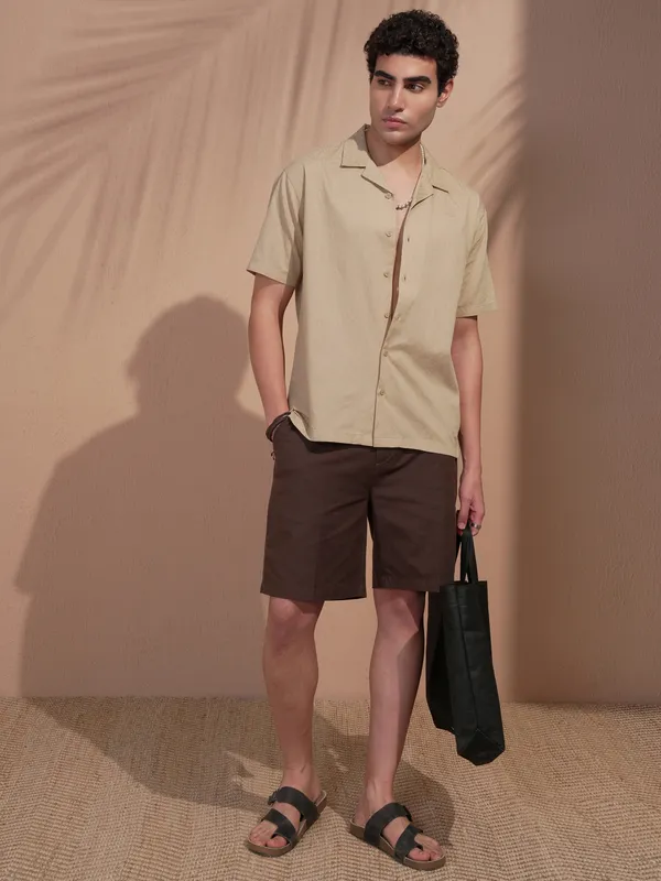 Highlander Men Beige Self Design Relaxed Fit Casual Shirt