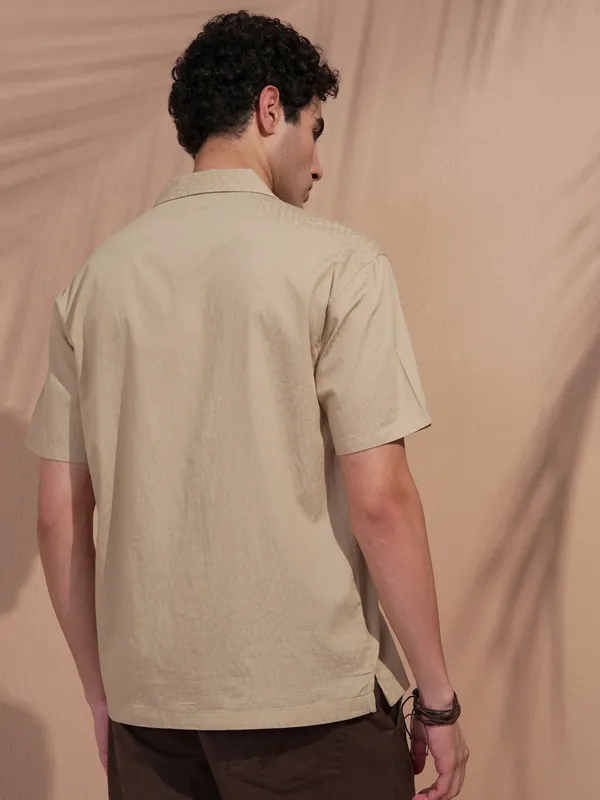 Highlander Men Beige Self Design Relaxed Fit Casual Shirt