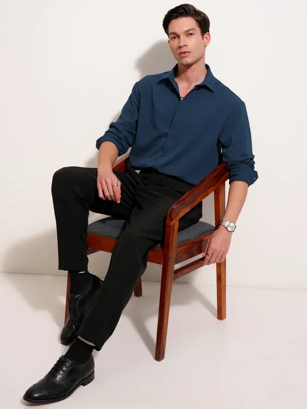 Men Relaxed Fit Casual Shirt