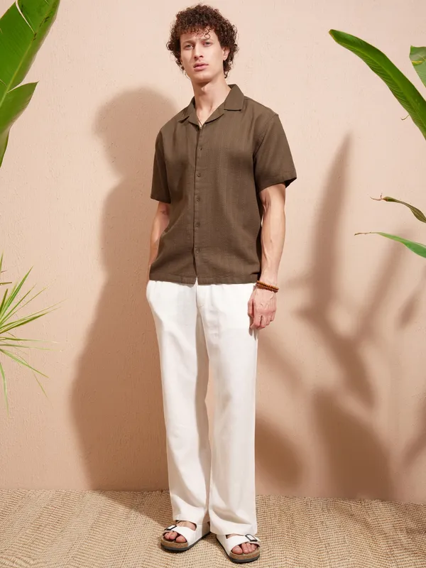 Highlander Men Khaki Self Design Relaxed Fit Casual Shirt