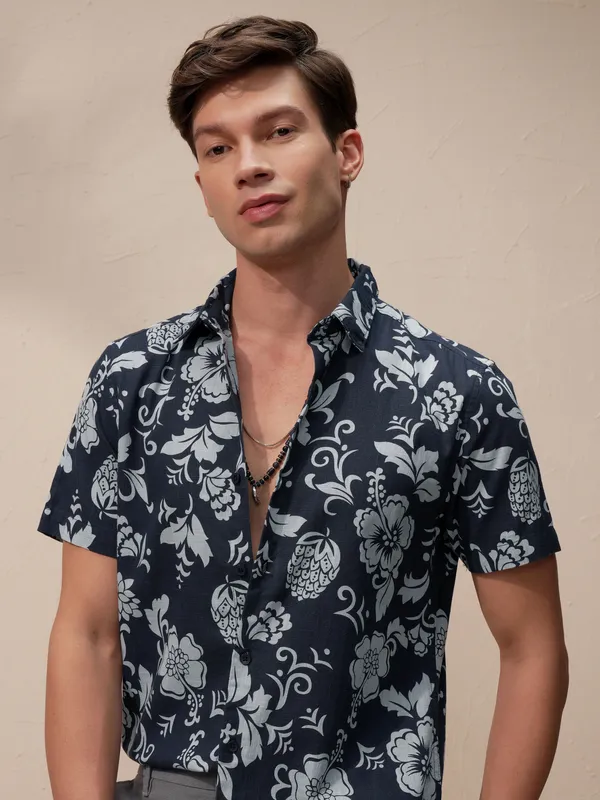 Highlander Men Navy Blue Printed Relaxed Fit Casual Shirt