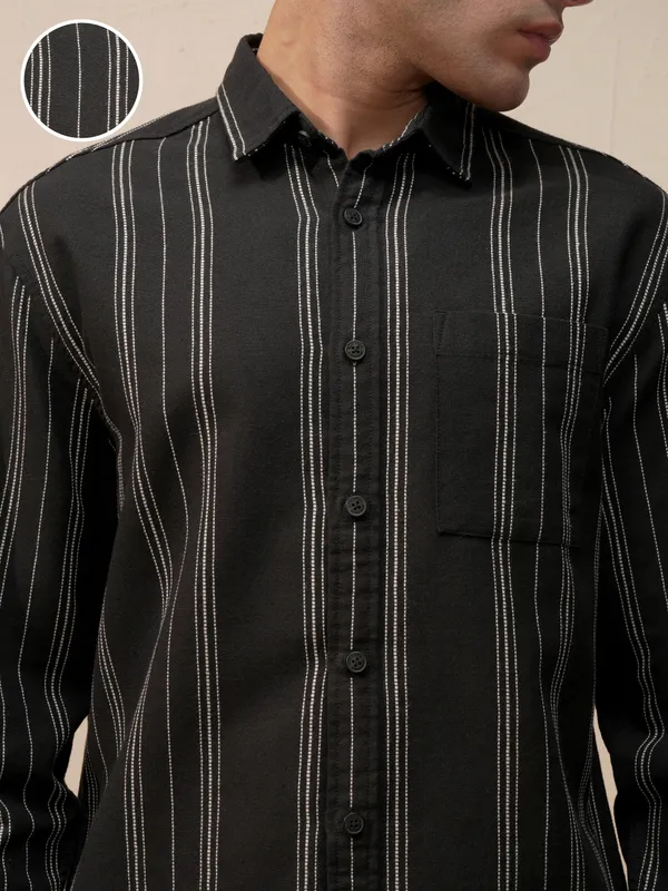 Highlander Men Black Striped Relaxed Fit Casual Shirt