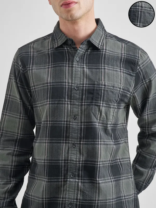 Highlander Men Olive Checked Slim Fit Casual Shirt