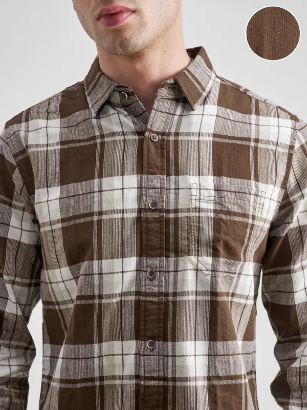 Highlander Men Brown Checked Slim Fit Casual Shirt