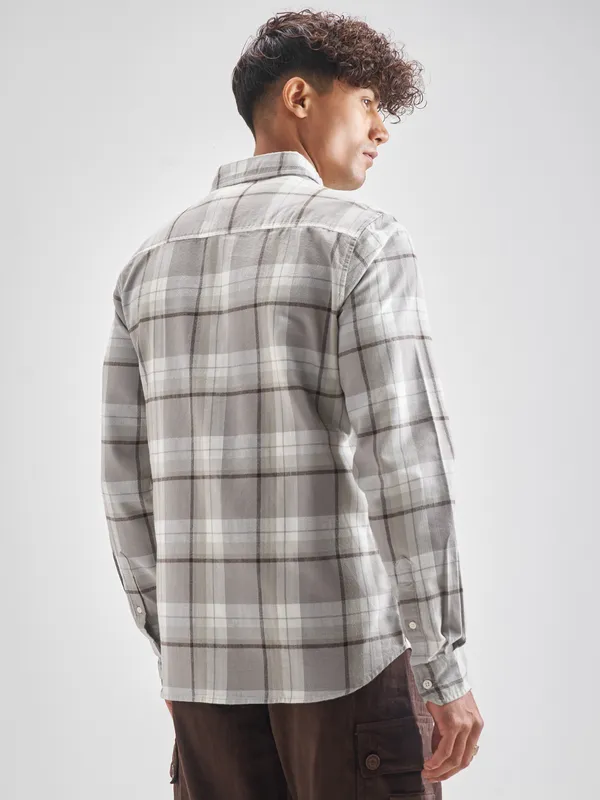 Highlander Men Grey Checked Slim Fit Casual Shirt