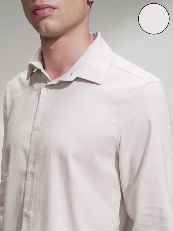 Highlander Men Pink Self Design Slim Fit Casual Shirt