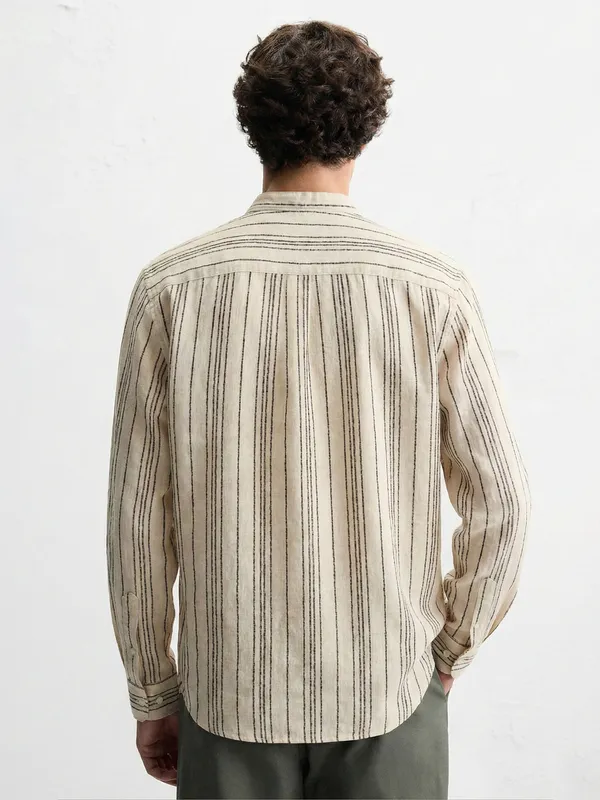 Highlander Men Green Striped Relaxed Fit Casual Shirt