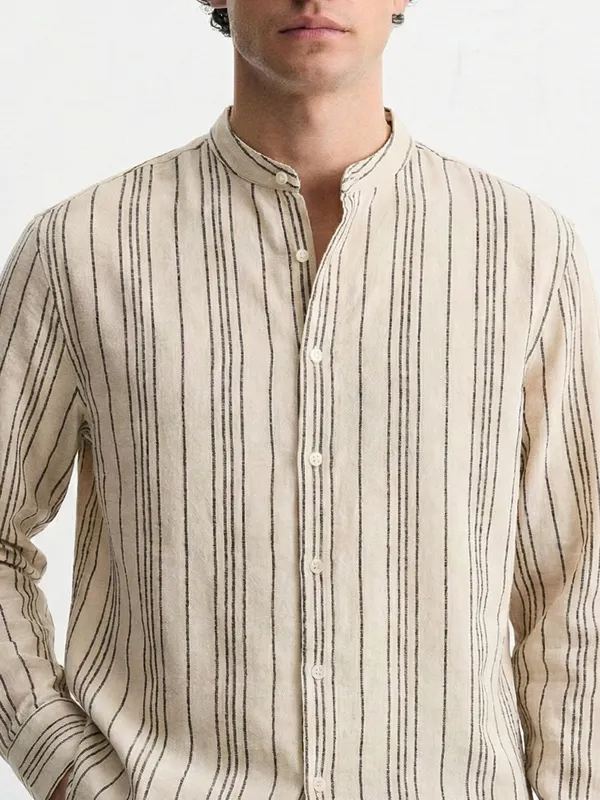 Highlander Men Green Striped Relaxed Fit Casual Shirt