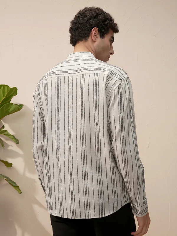 Highlander Men Grey Striped Relaxed Fit Casual Shirt