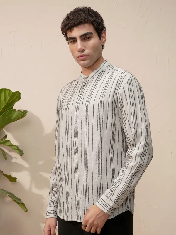 Highlander Men Grey Striped Relaxed Fit Casual Shirt