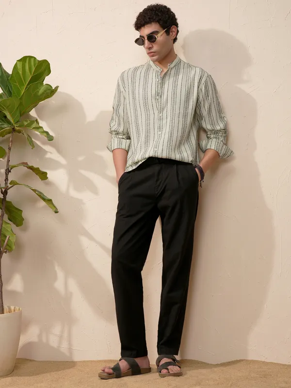 Highlander Men Green Striped Relaxed Fit Casual Shirt