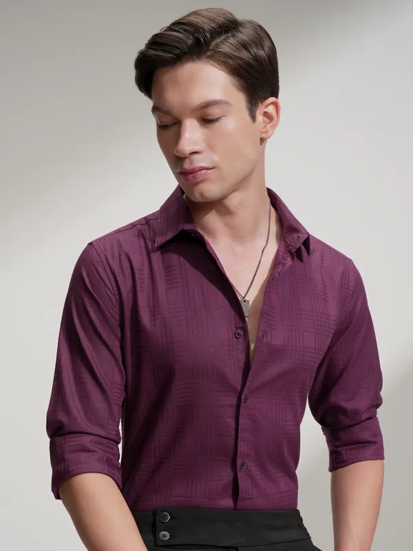 Highlander Men Burgundy Self Design Slim Fit Casual Shirt