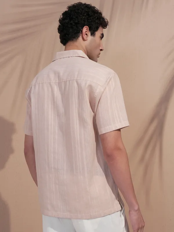 Highlander Men Pink Self Design Relaxed Fit Casual Shirt