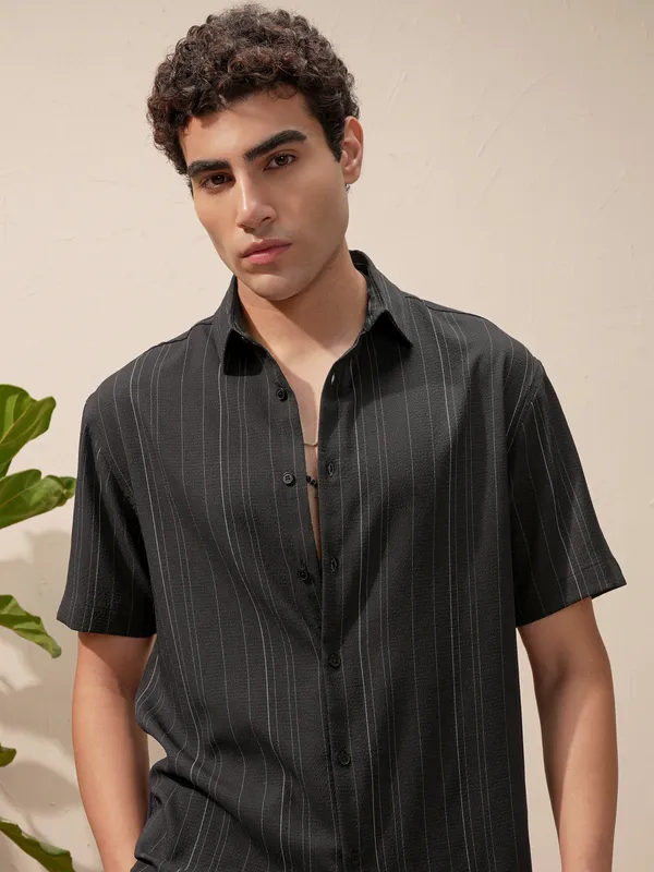 Highlander Men Black Striped Relaxed Fit Casual Shirt