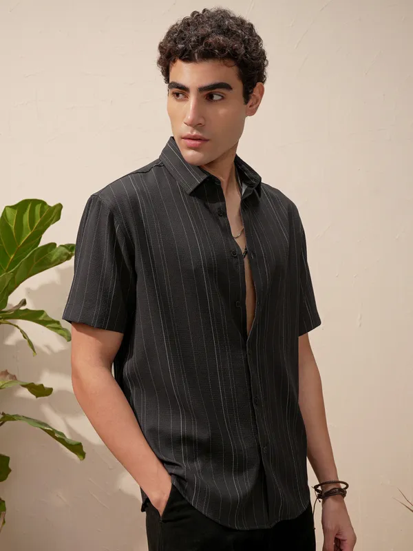 Highlander Men Black Striped Relaxed Fit Casual Shirt