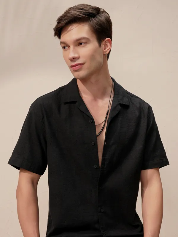 Highlander Men Black Self Design Relaxed Fit Casual Shirt