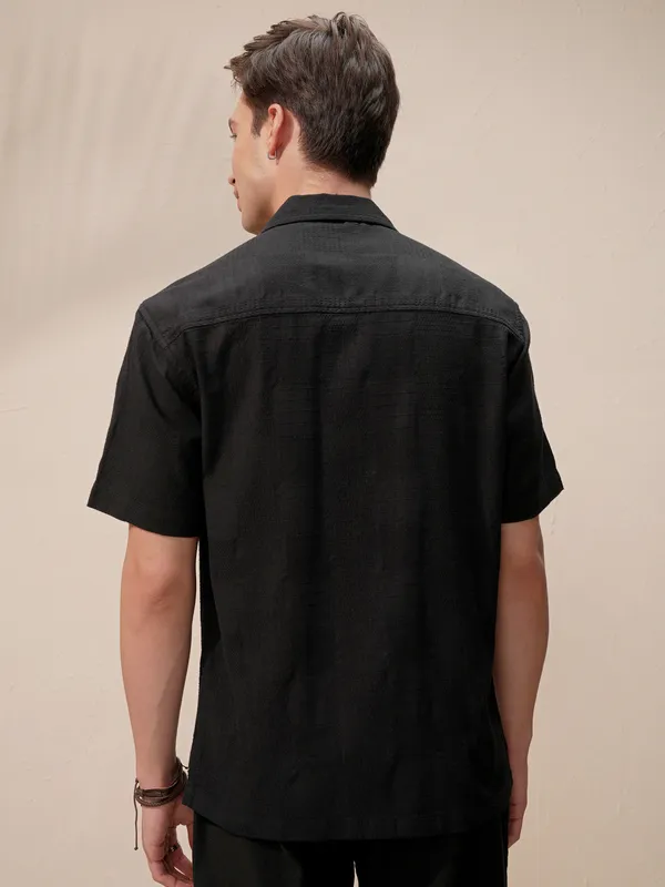 Highlander Men Black Self Design Relaxed Fit Casual Shirt