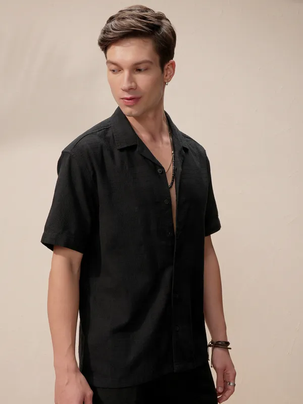 Highlander Men Black Self Design Relaxed Fit Casual Shirt