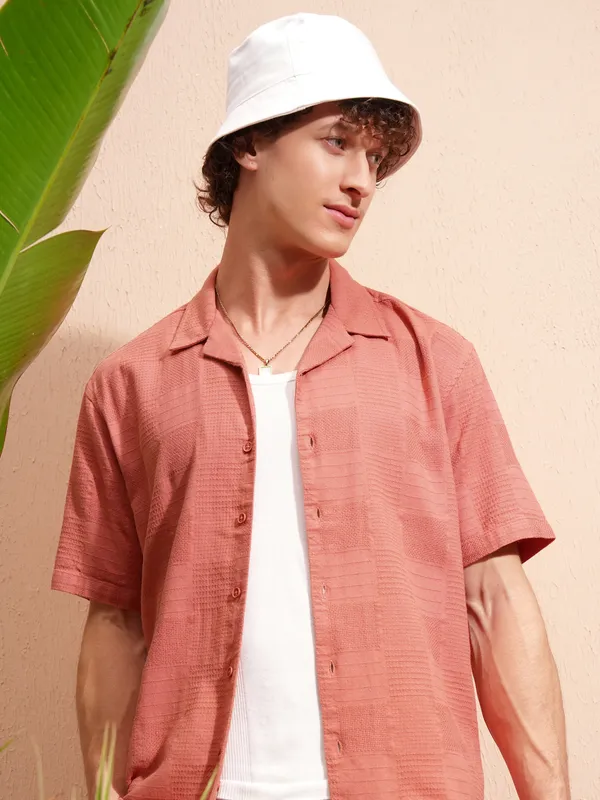 Highlander Men Peach Self Design Relaxed Fit Casual Shirt