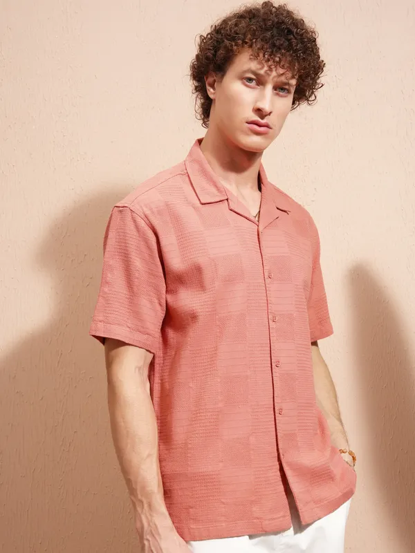 Highlander Men Peach Self Design Relaxed Fit Casual Shirt