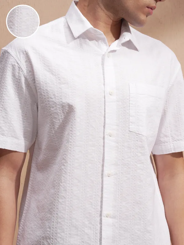 Highlander Men White Self Design Relaxed Fit Casual Shirt