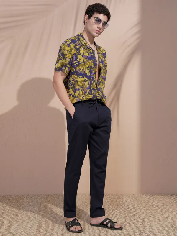 Highlander Men Navy Blue Printed Relaxed Fit Casual Shirt