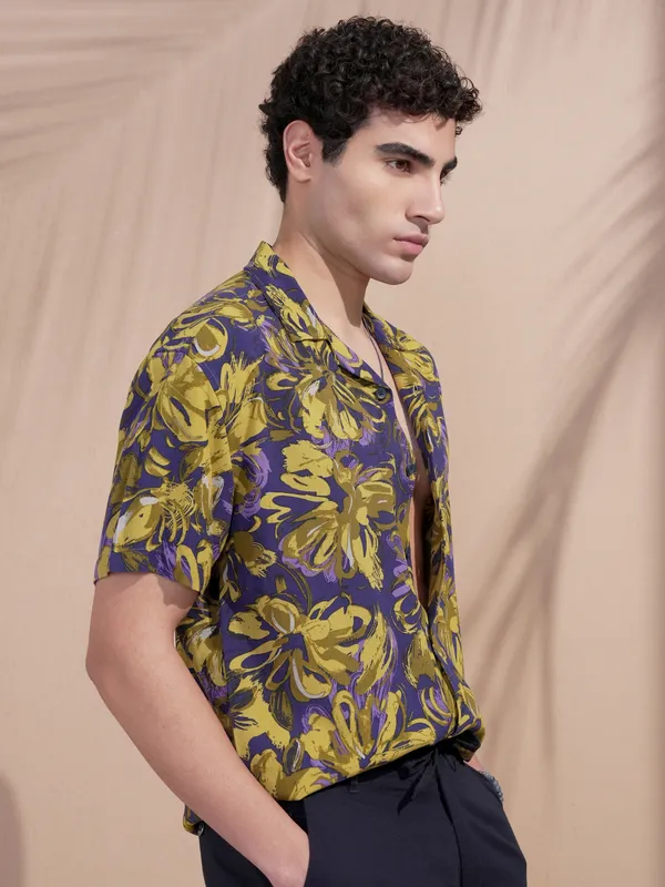 Highlander Men Navy Blue Printed Relaxed Fit Casual Shirt