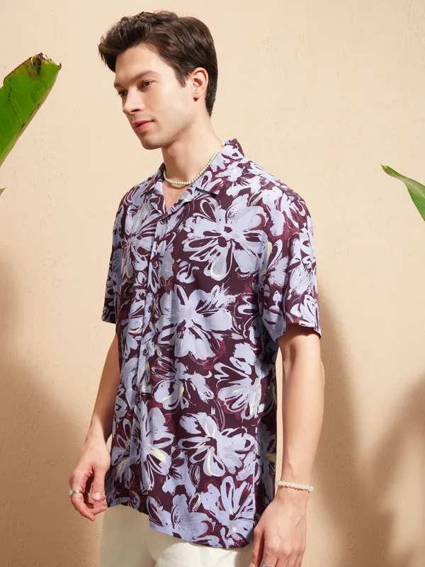 Highlander Men Burgundy Printed Relaxed Fit Casual Shirt