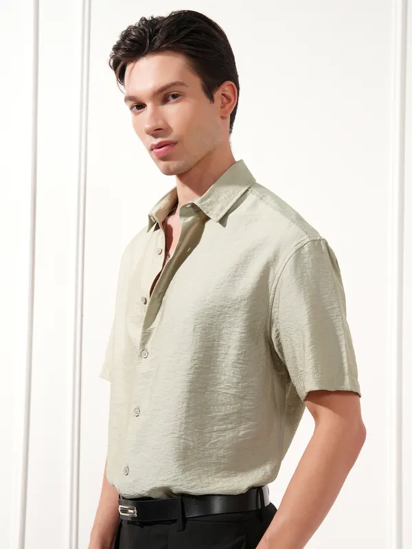 Highlander Men Grey Self Design Relaxed Fit Casual Shirt