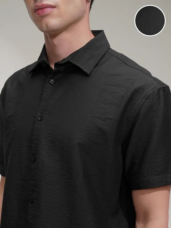 Highlander Men Black Self Design Relaxed Fit Casual Shirt