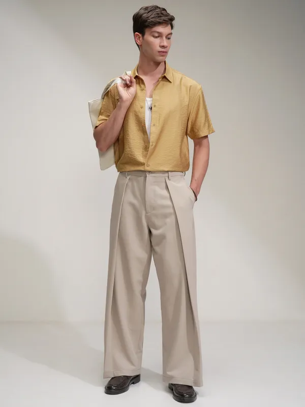 Highlander Men Mustard Self Design Relaxed Fit Casual Shirt