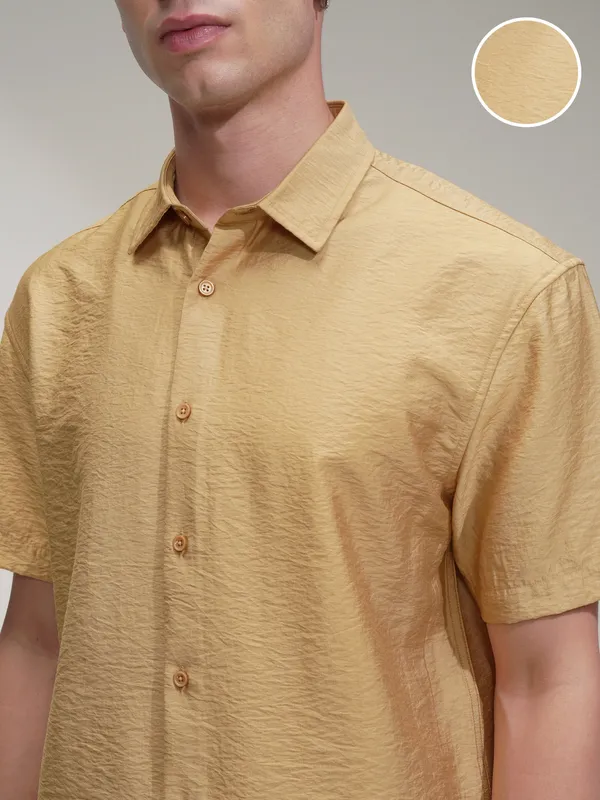 Highlander Men Mustard Self Design Relaxed Fit Casual Shirt