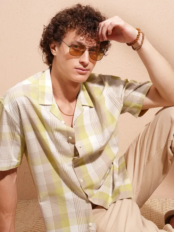 Highlander Men Yellow Checked Relaxed Fit Casual Shirt