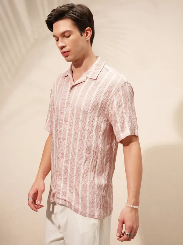 Highlander Men Pink Striped Relaxed Fit Casual Shirt