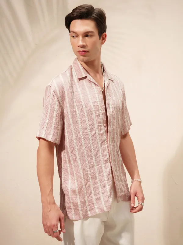 Highlander Men Pink Striped Relaxed Fit Casual Shirt