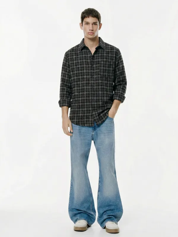 Highlander Men Black Checked Slim Fit Casual Shirt